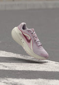 Nike Performance DOWNSHIFTER 14 - Road running shoes - bleached lilac/sail pink/rise pink/smoke
