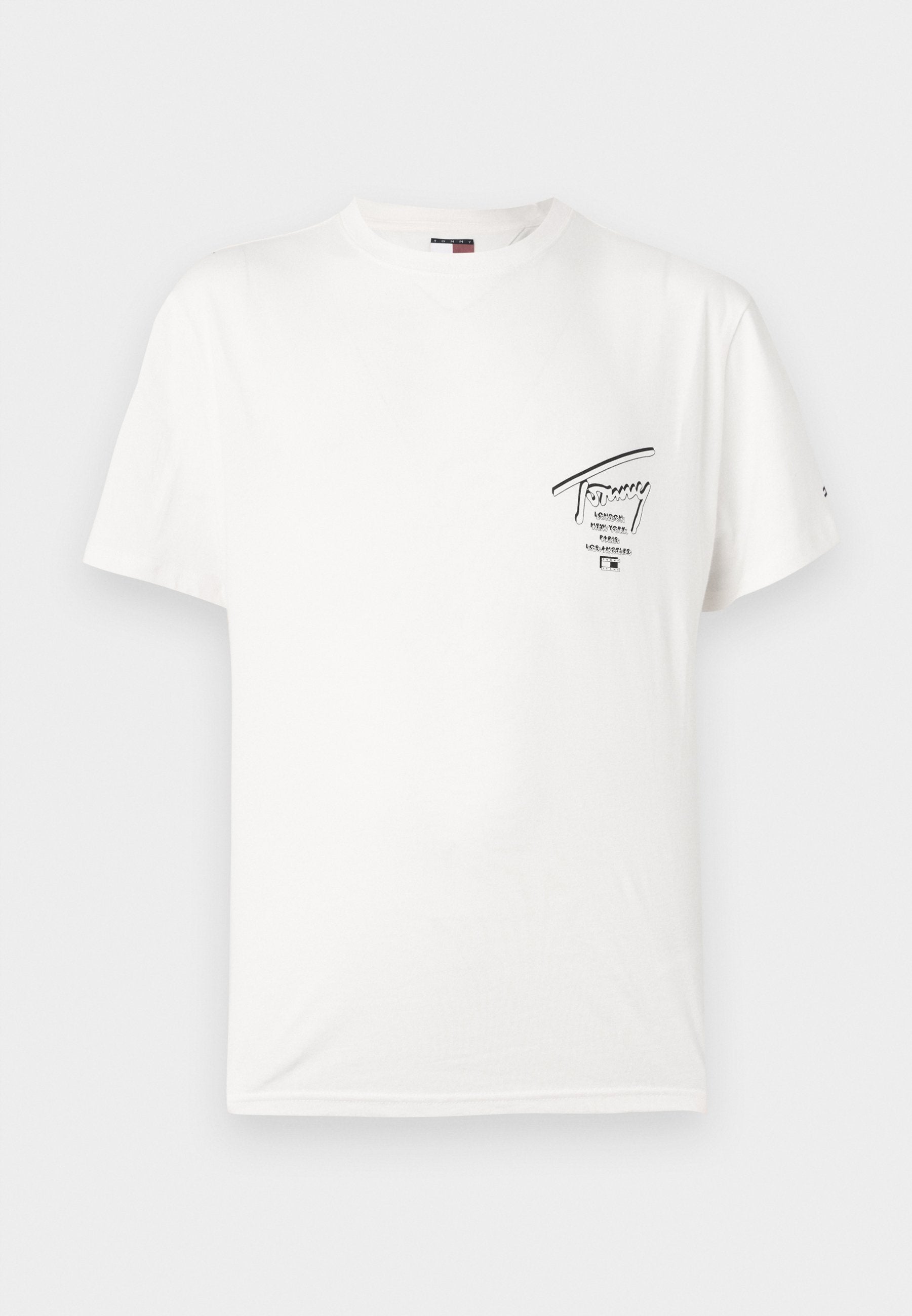 Weißes Baumwoll-T-Shirt mit rundem Halsausschnitt. Verfügt über einen schwarzen Grafikdruck auf der linken Brust mit Text und einem kleinen Logo-Detail.