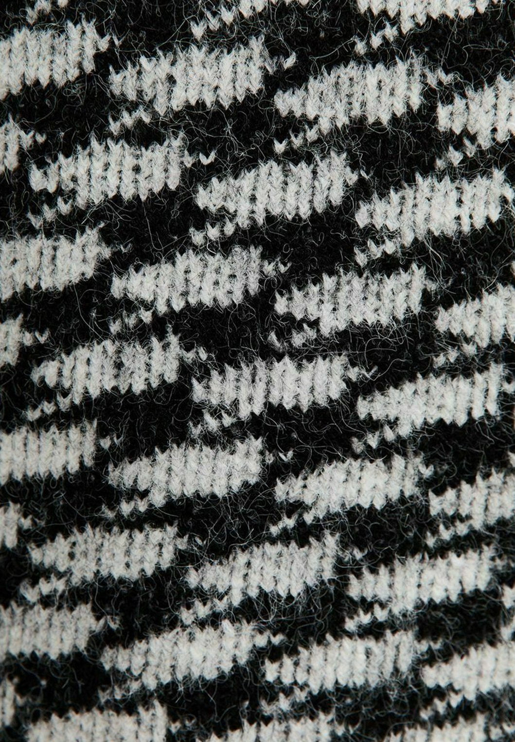 New Look HOUNDSTOOTH HIGH NECK