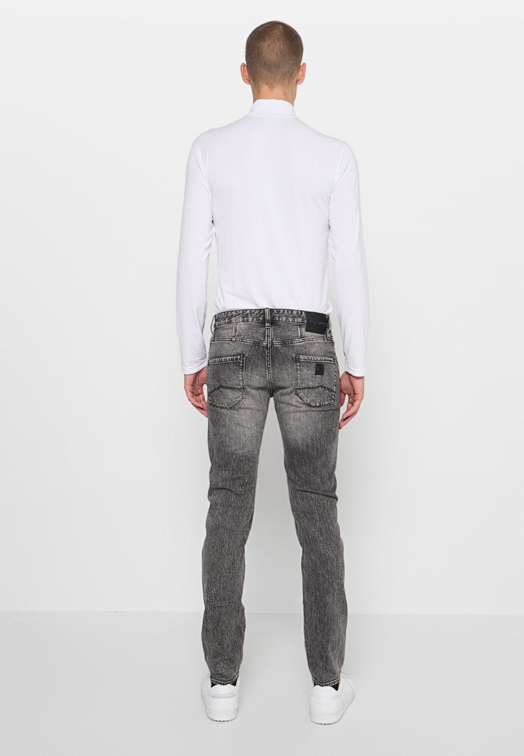 Armani Exchange Jeans Slim Fit Media 3