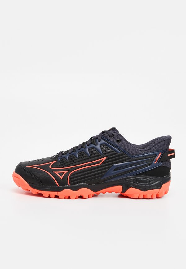Mizuno WAVE LYNX 2