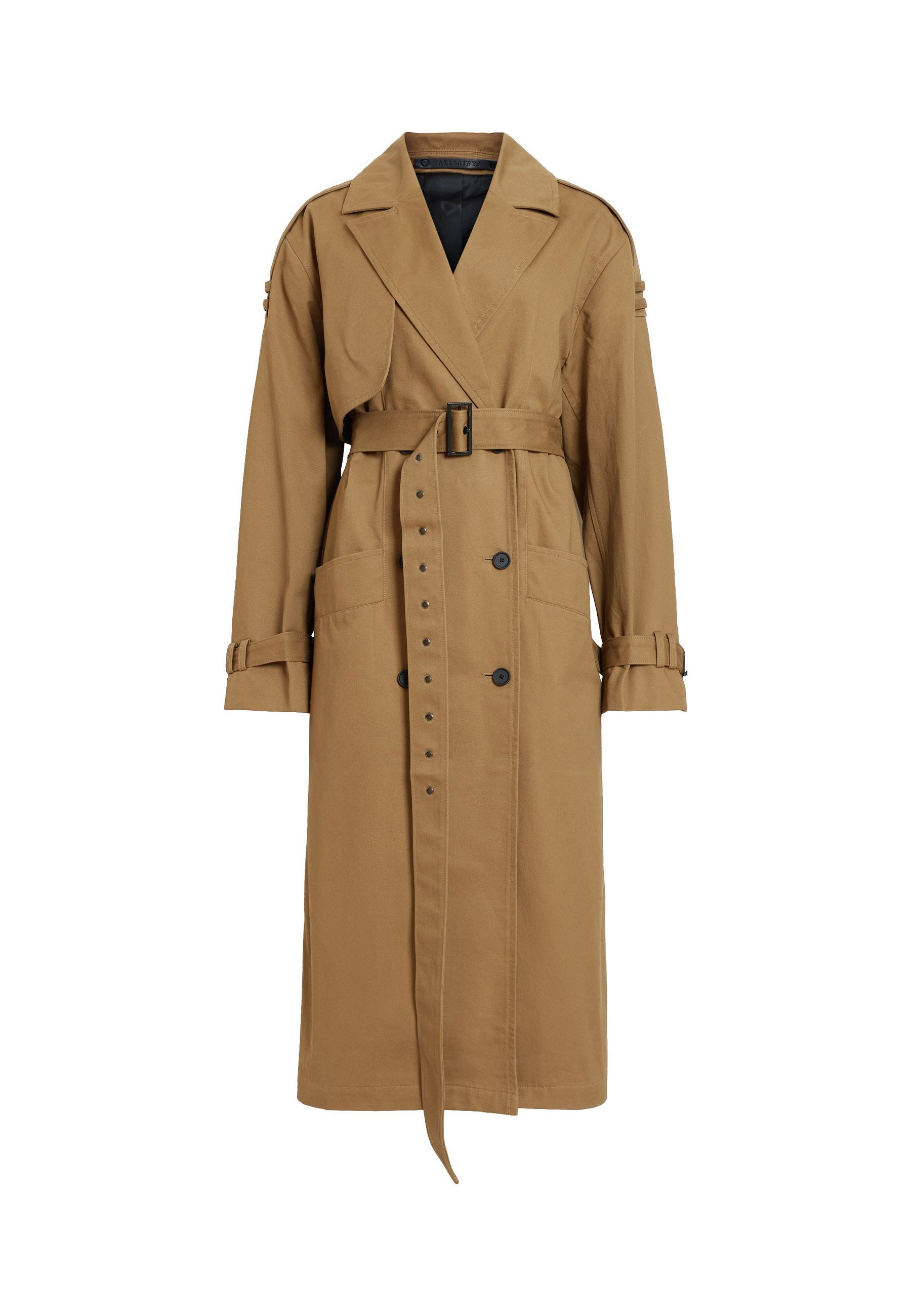 Langer, kamelbrauner Trenchcoat mit doppelreihigen Knöpfen, Gürtel in der Taille, breiten Revers und Riemen an den Ärmel und Schultern.