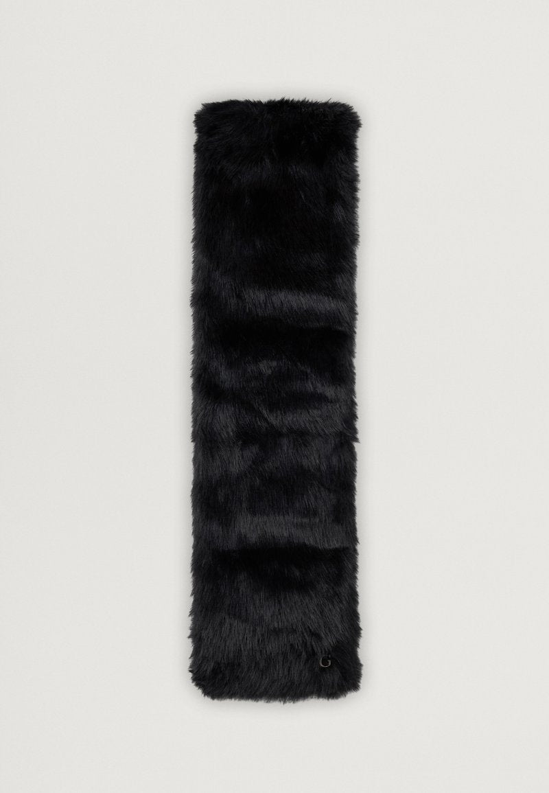 ZALINA SCARF Media 1