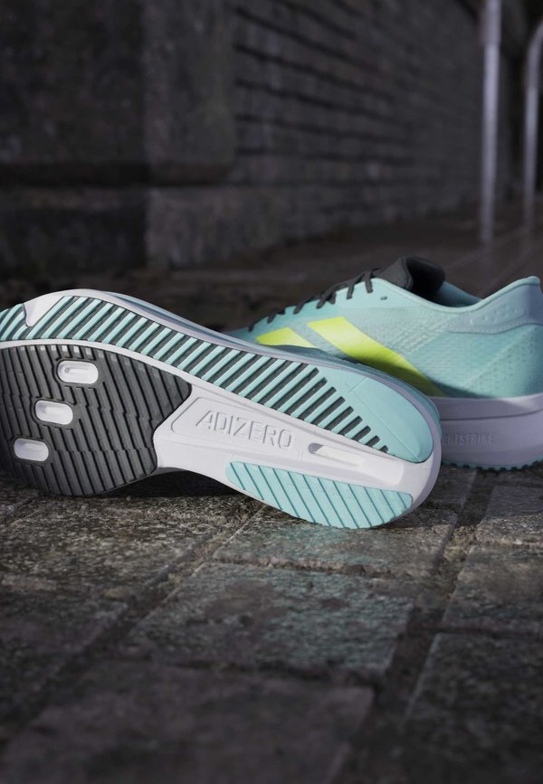 adidas Performance ADIZERO SL2 M