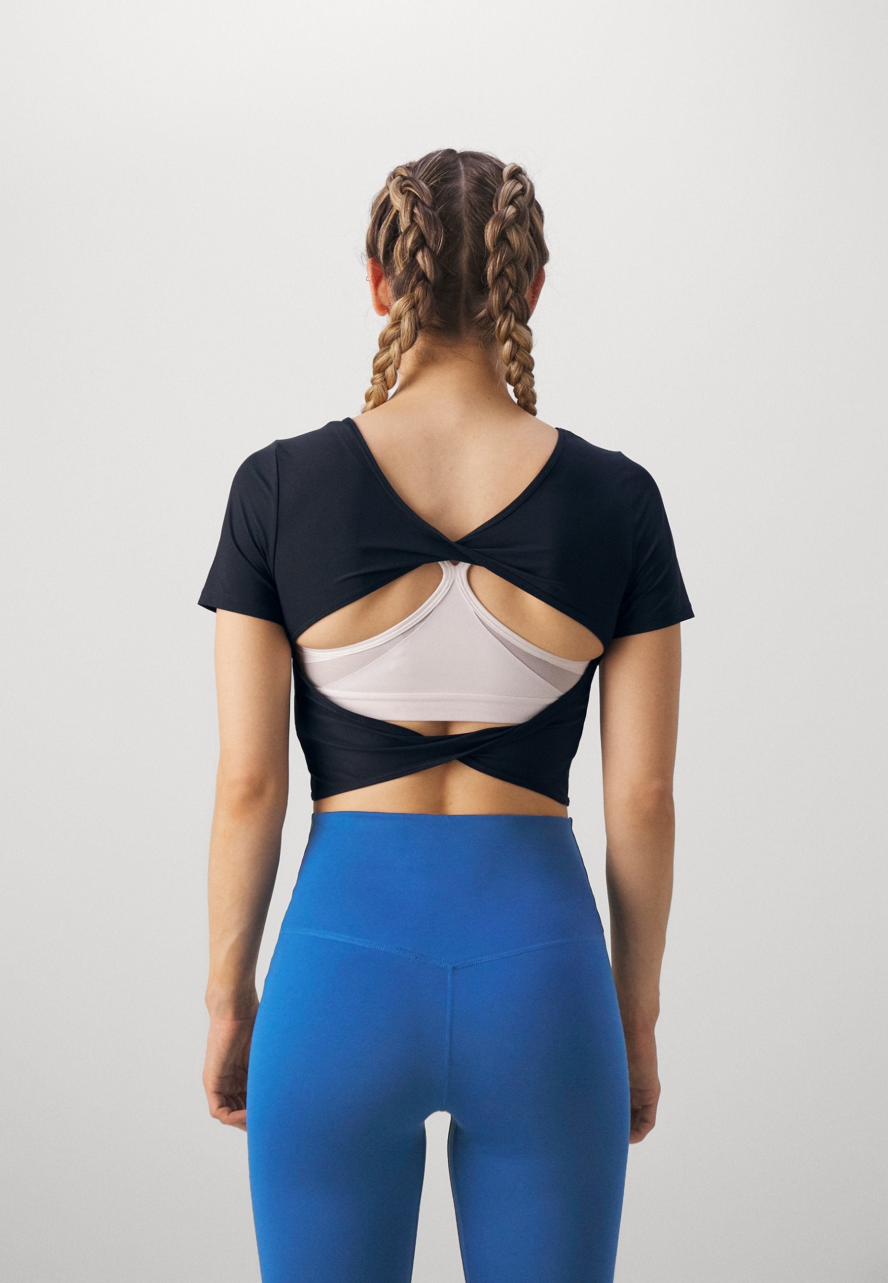 Nike Performance ONE CLASSIC