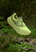 New Balance HIERRO V9 - Trail running shoes - afterglow