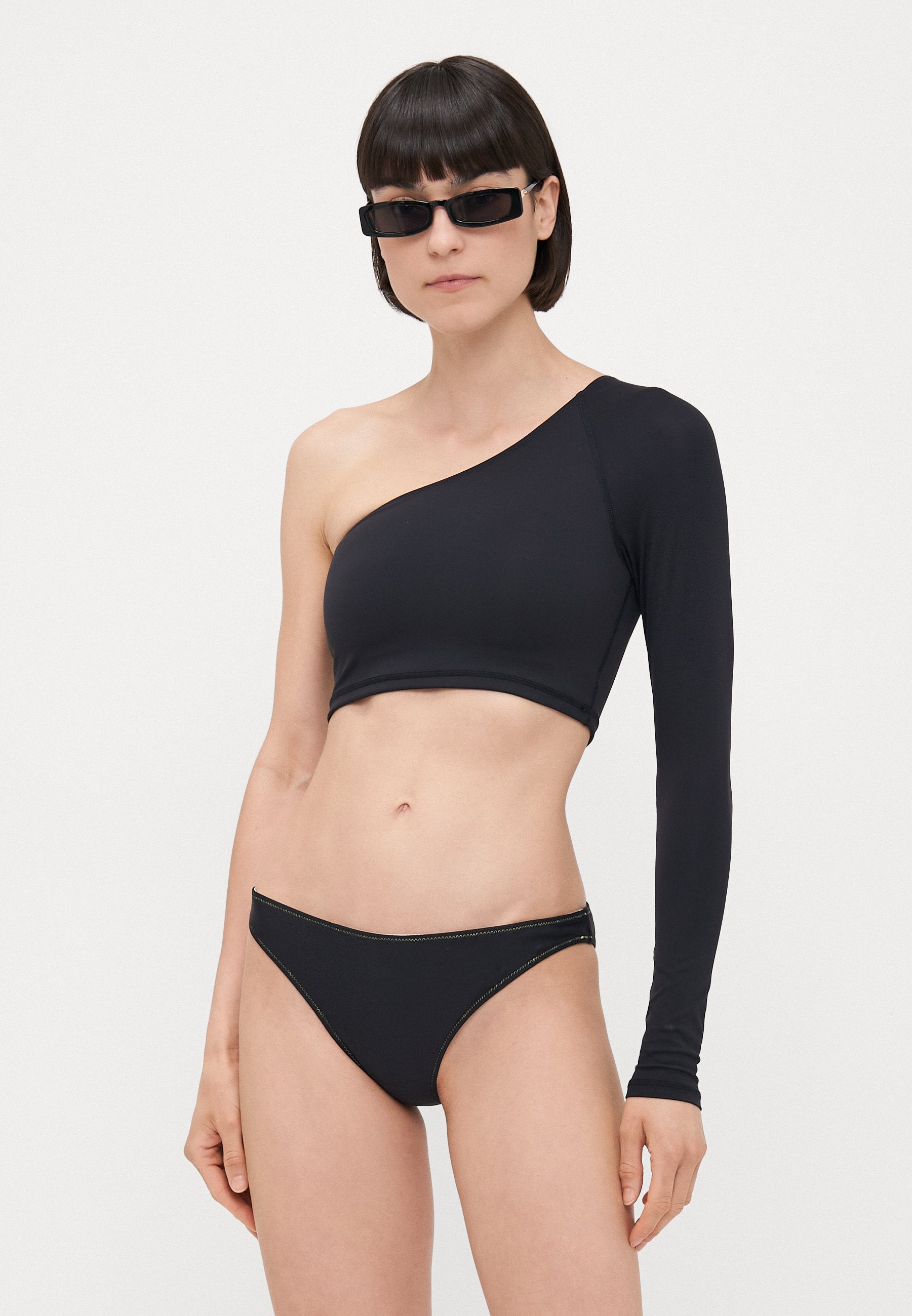 It's Now Cool THE CONTOUR ONE SHOULDER