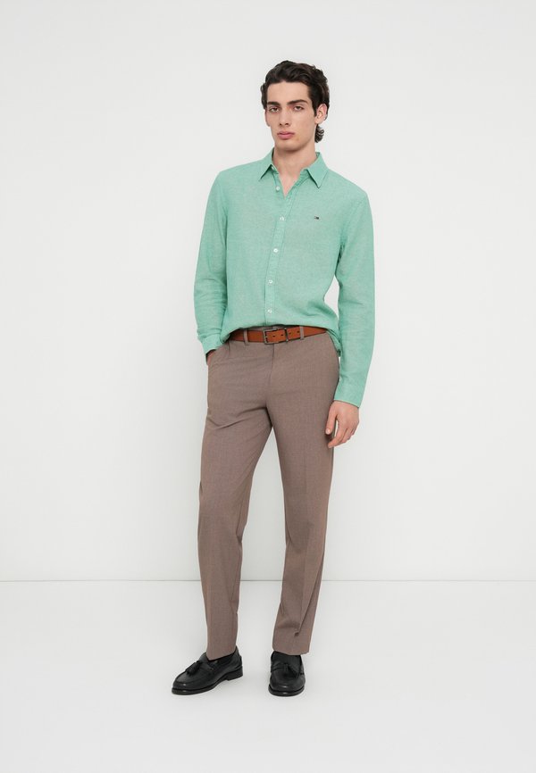 Tommy Jeans REGULAR FIT LINEN BLEND SHIRT