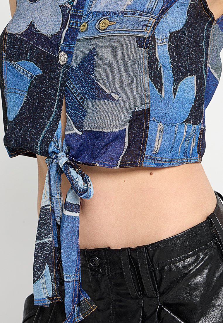 MOSCHINO JEANS