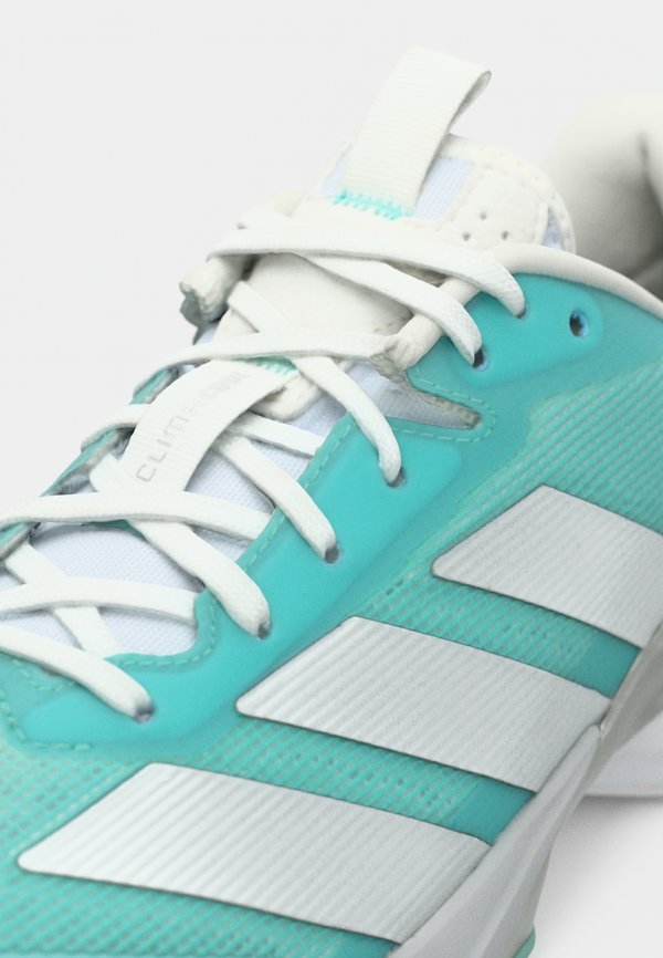 adidas Performance ADIZERO UBERSONIC 5