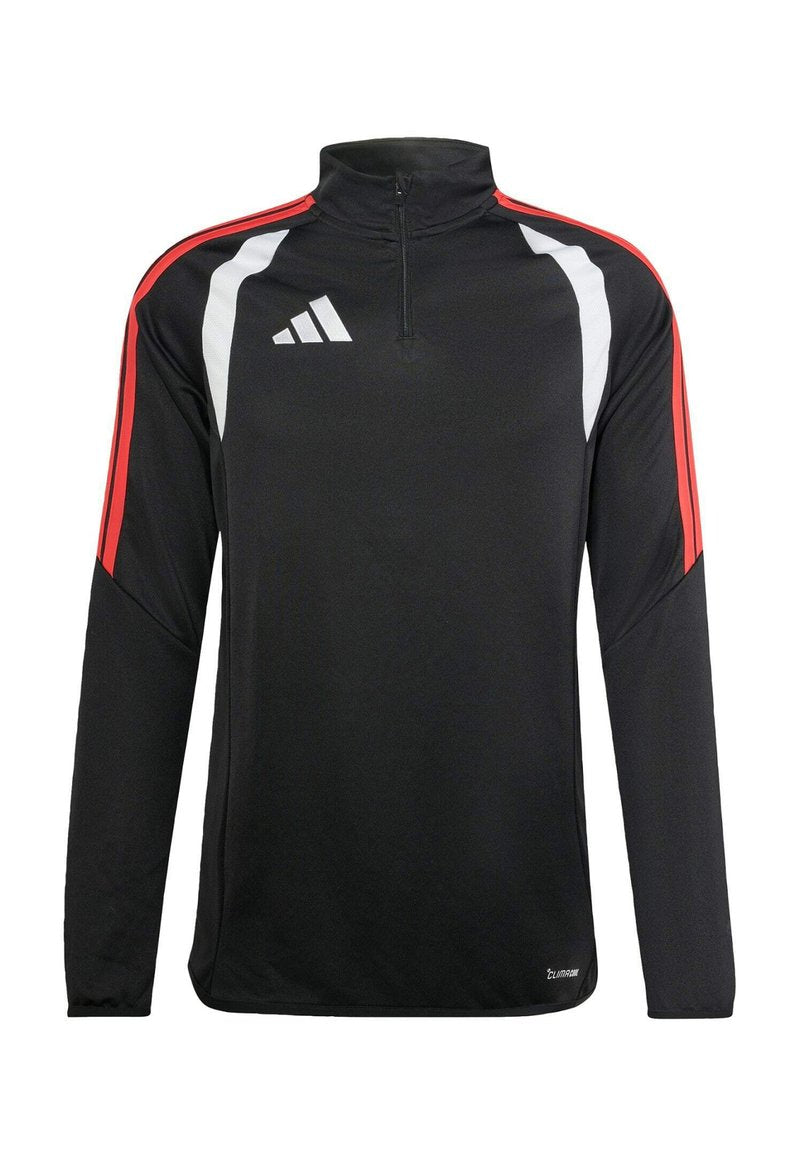 Schwarzes langärmliges Sportoberteil mit halbem Reißverschluss, roten und weißen Streifen an den Schultern, mit dem Adidas-Logo auf der linken Brustseite.