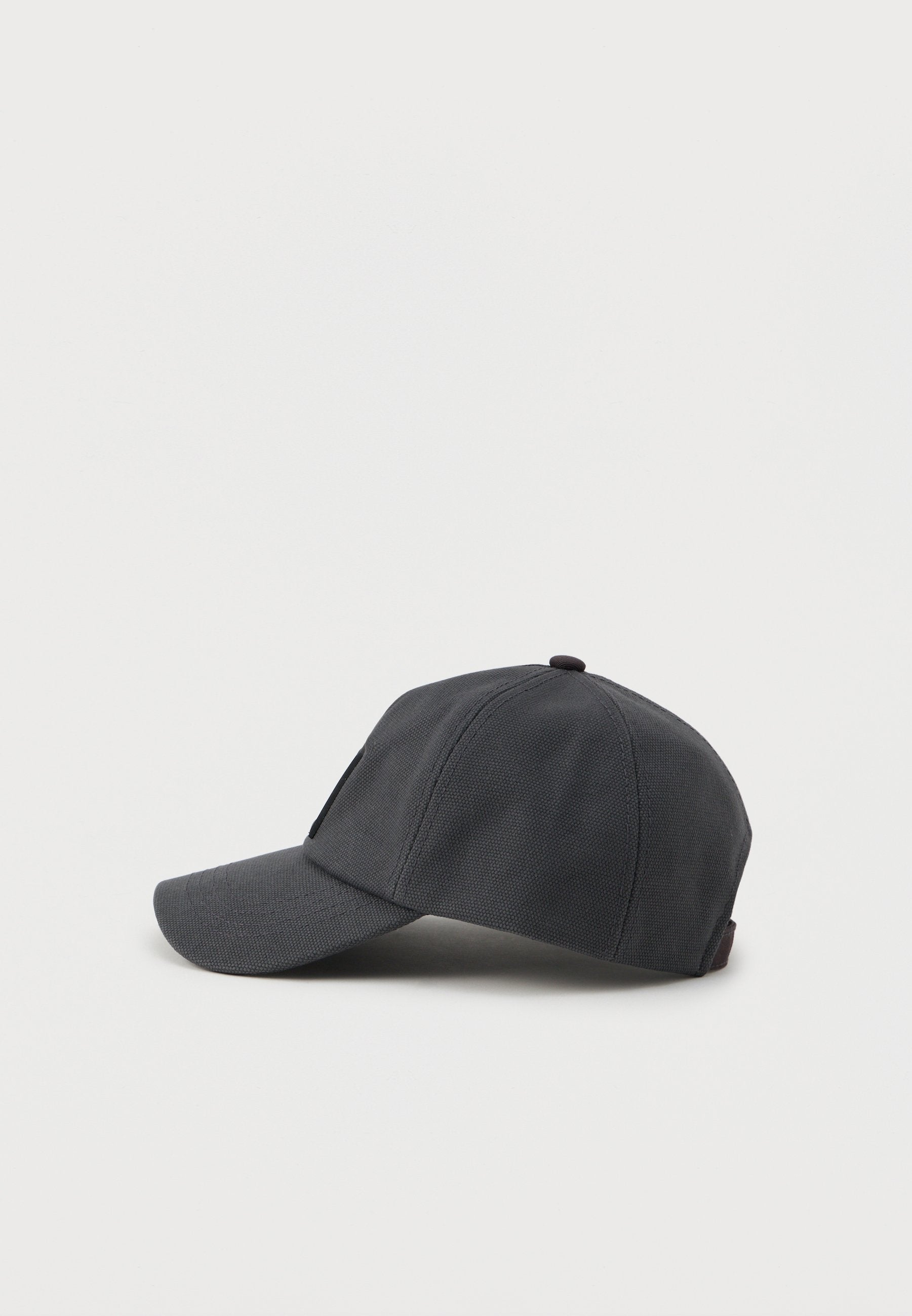 BOX LOGO UNISEX Media 3
