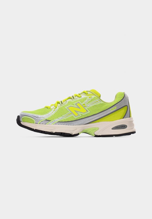 New Balance U740N UNISEX