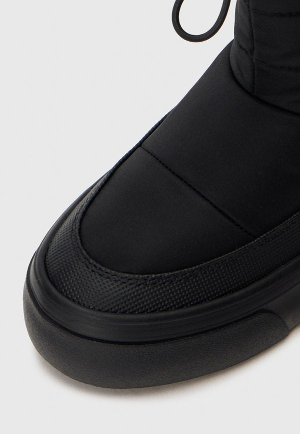Calvin Klein Jeans VULC FLATF