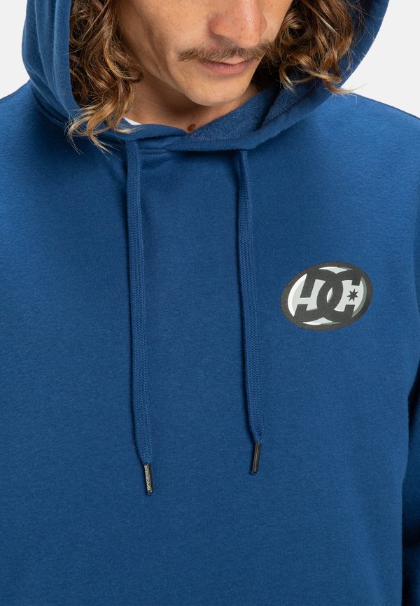 DC Shoes