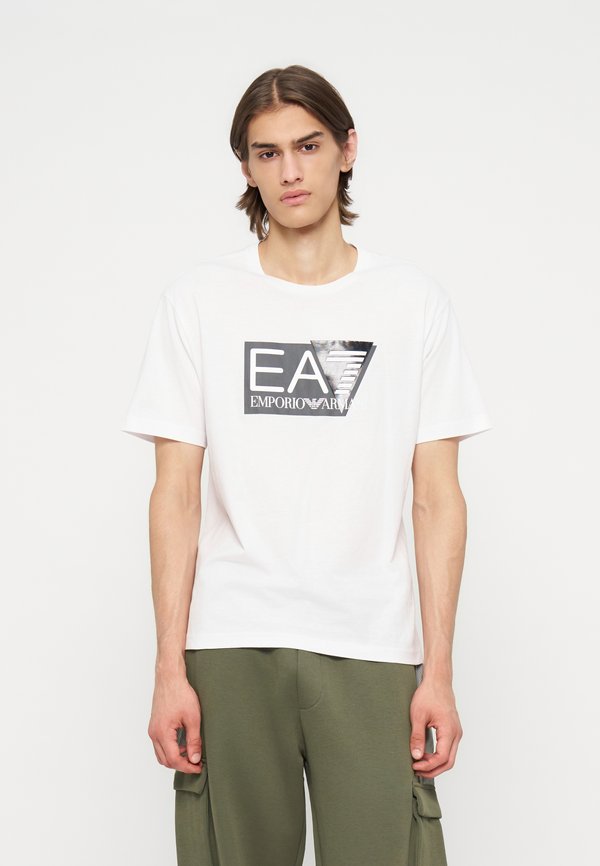 EA7 Emporio Armani