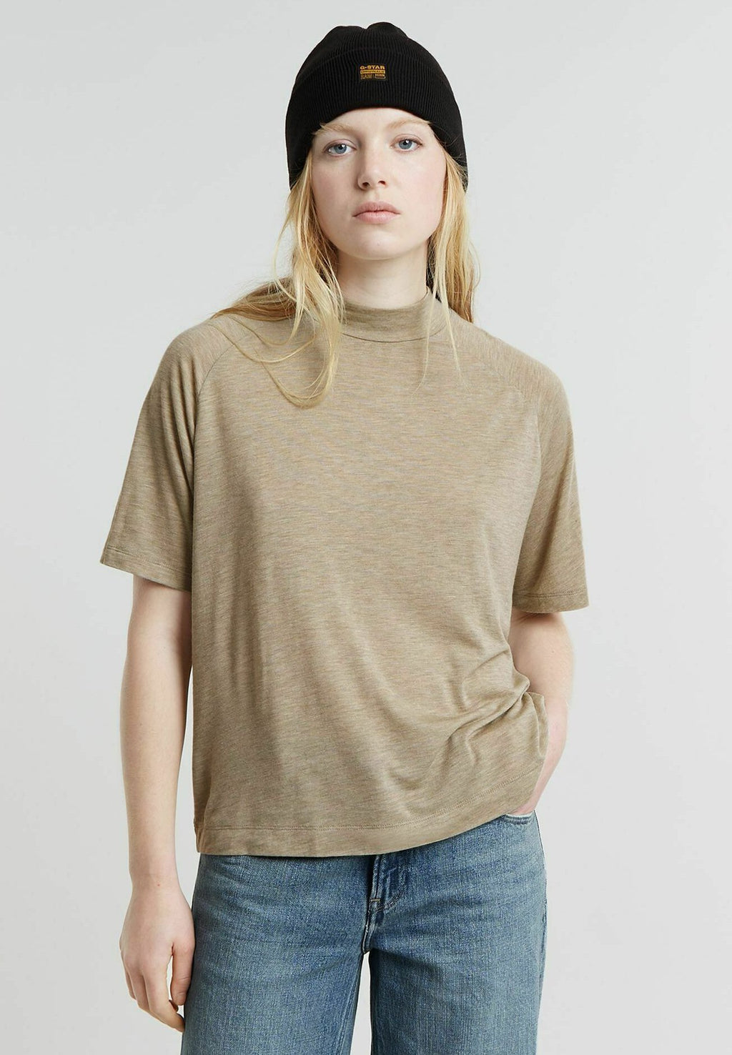 SADDLE SLEEVE BOXY Media 3