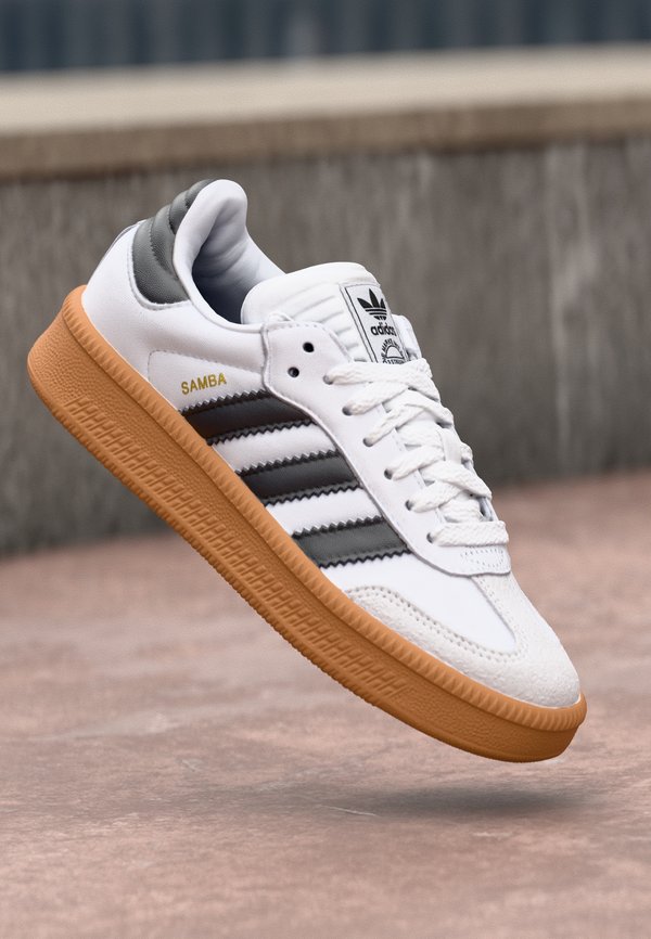 adidas Originals SAMBA XLG UNISEX - Trainers - footwear white/core black