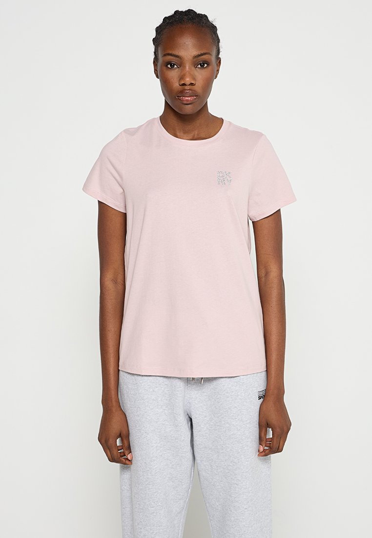 DKNY Sport