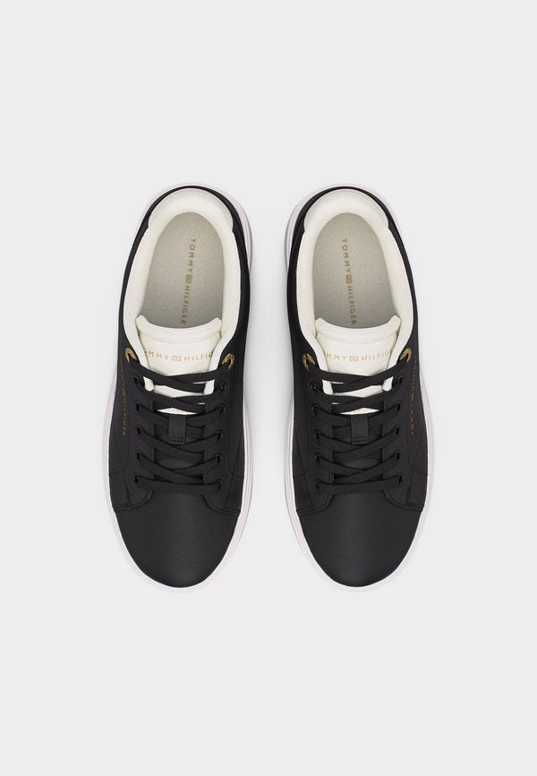Tommy Hilfiger FEMININE CUPSOLE