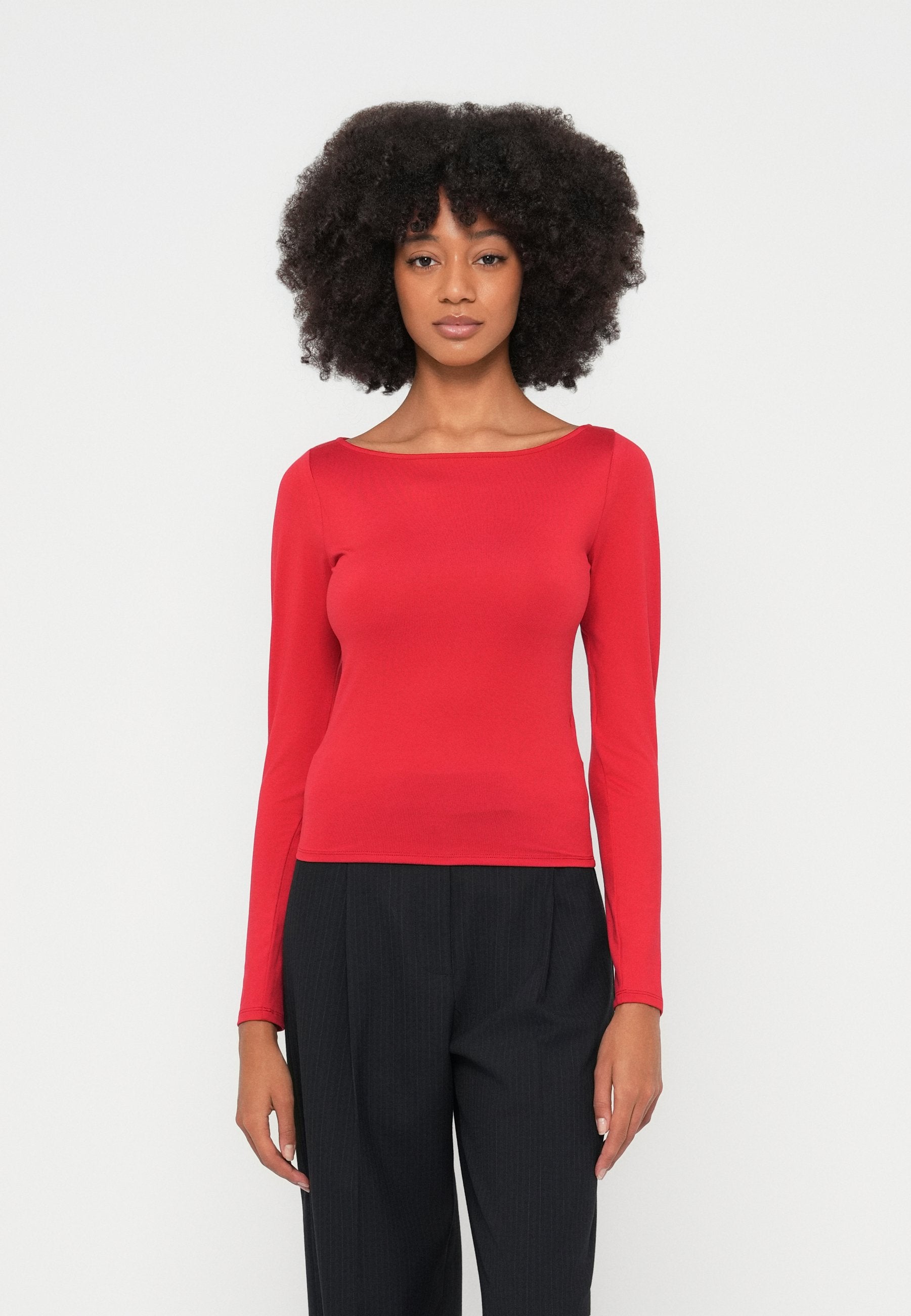 Hollister Co. FLAT SLASH NECK