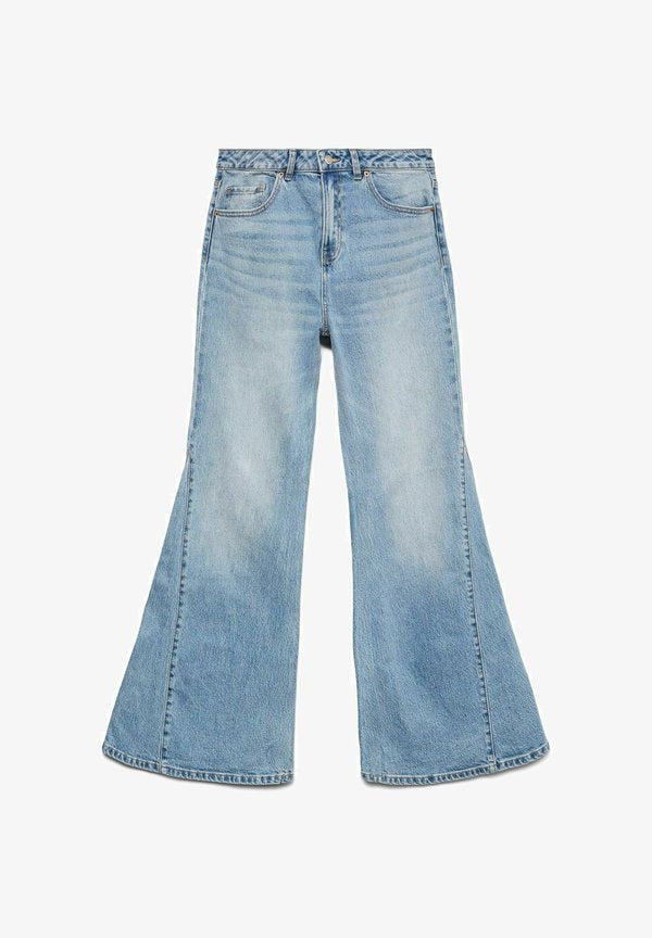 Vero Moda Flared fit VMINDIA High rise - Flared Jeans - medium blue denim