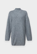 Knitted Long Media 1