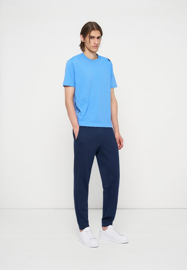 EA7 Emporio Armani T-SHIRT