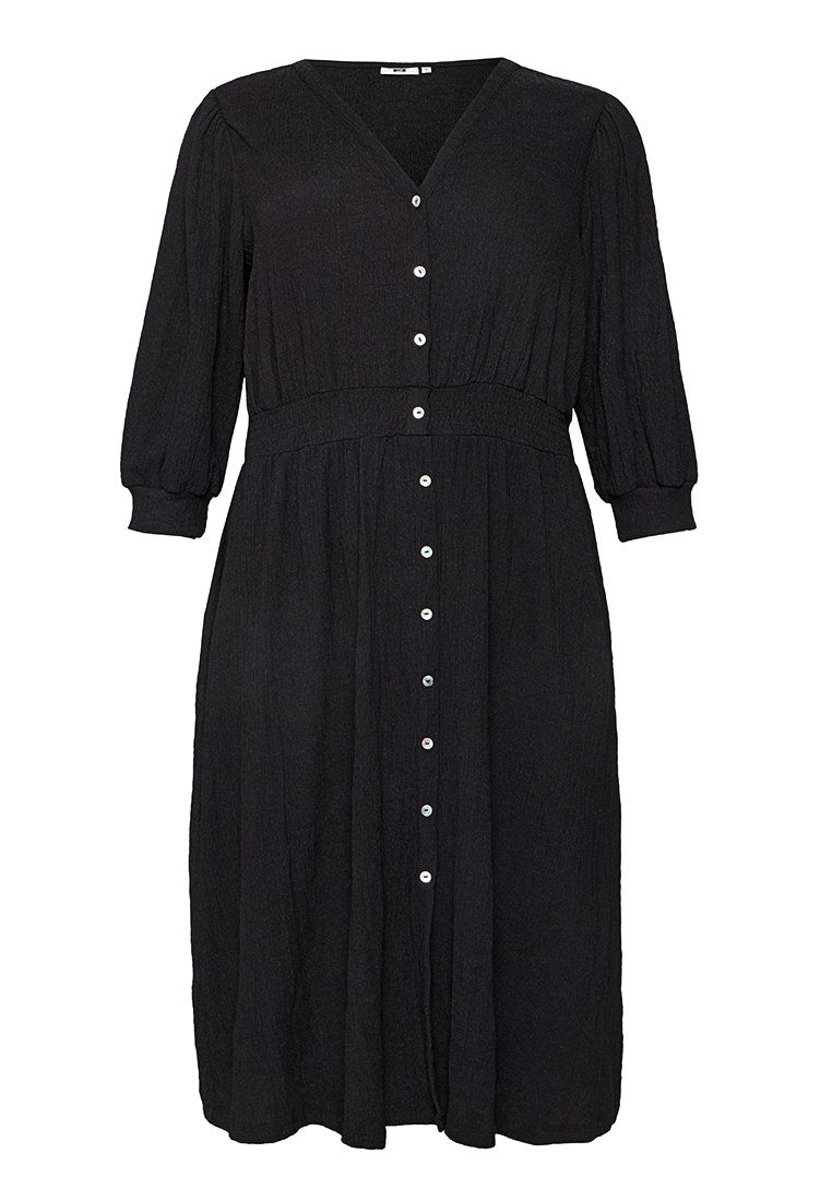 Schwarzes Leinenkleid mit V-Ausschnitt, dreiviertel Ärmeln und Knopfleiste. Verfügt über eine taillierte Taille und einen fließenden Rock für Bewegungsfreiheit.