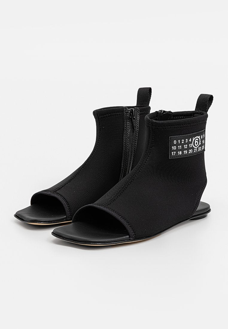 MM6 Maison Margiela