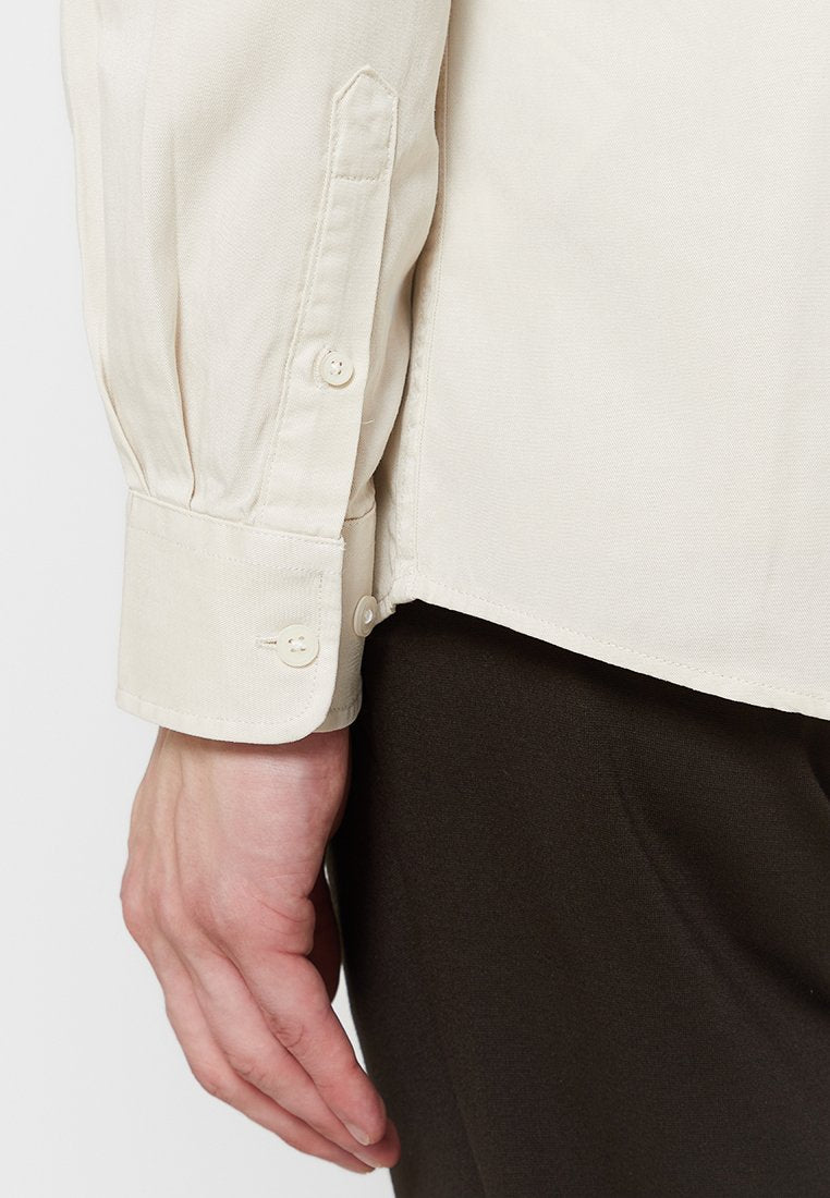 REGULAR FIT Media 4