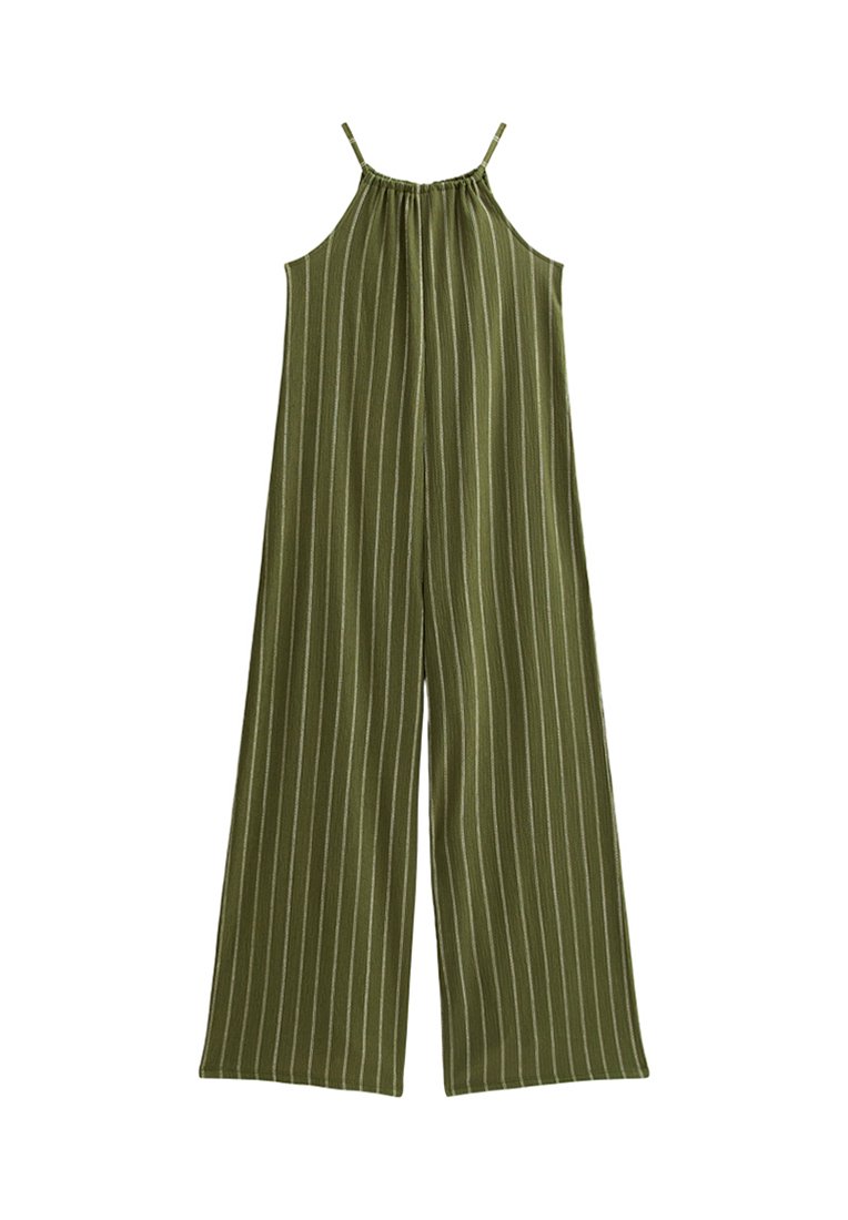 Olivegrüner Jumpsuit mit dünnen weißen vertikalen Streifen, weitem Bein, verstellbaren Spaghetti-Trägern und gerafftem Ausschnitt für Textur.