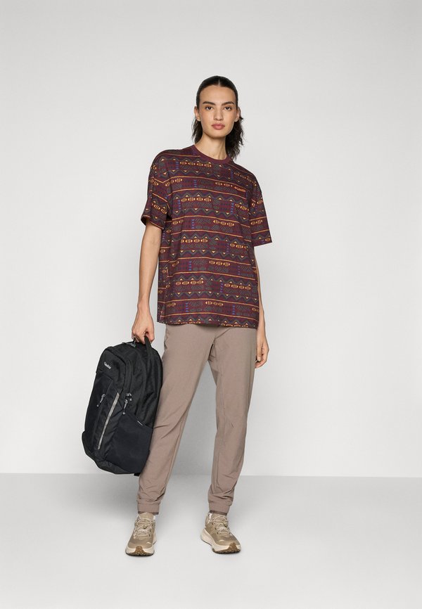 Columbia SEQUOIA GROVE™ TEE