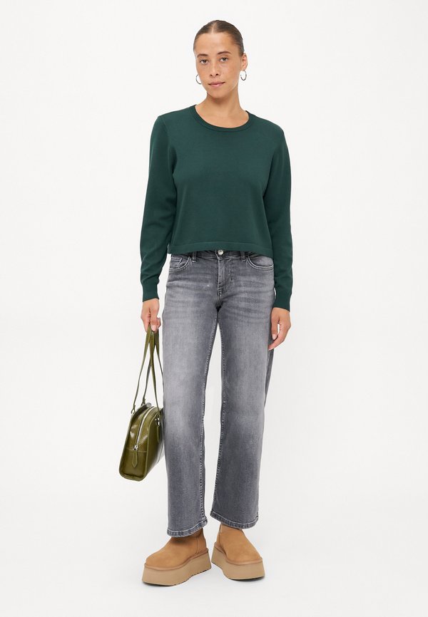 Vero Moda Petite VMSILJE O NECK SHORT