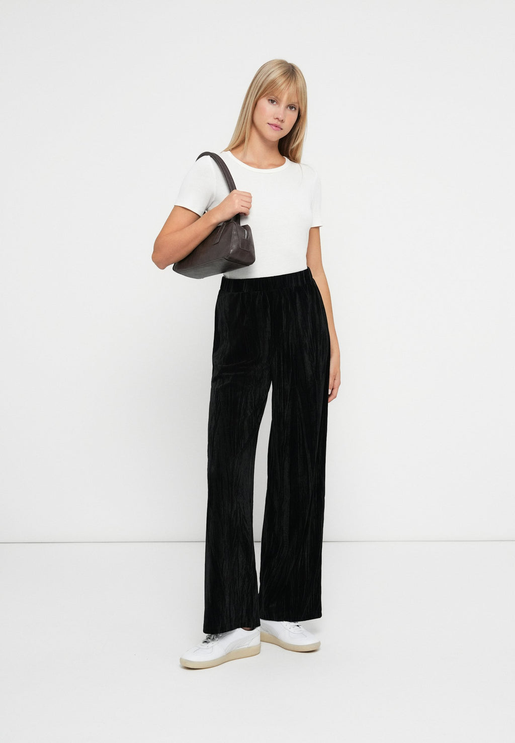 ONLVELVEA WIDE PANT  Media 2