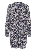 Langärmliges Tunika-Kleid mit abstraktem Tierdruck in Blau, Beige und Schwarz sowie einem geknöpften V-Ausschnitt.