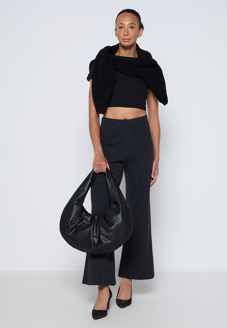 TWINSET