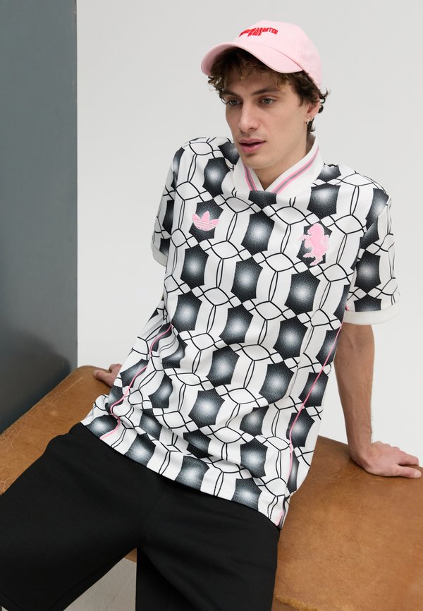 adidas Performance JUVENTUS TURIN LIFESTYLER JERSEY