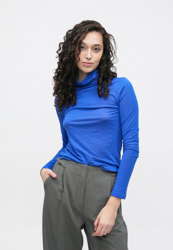 Abercrombie & Fitch SOFT STRUCTURE MICRO PIN BELTED