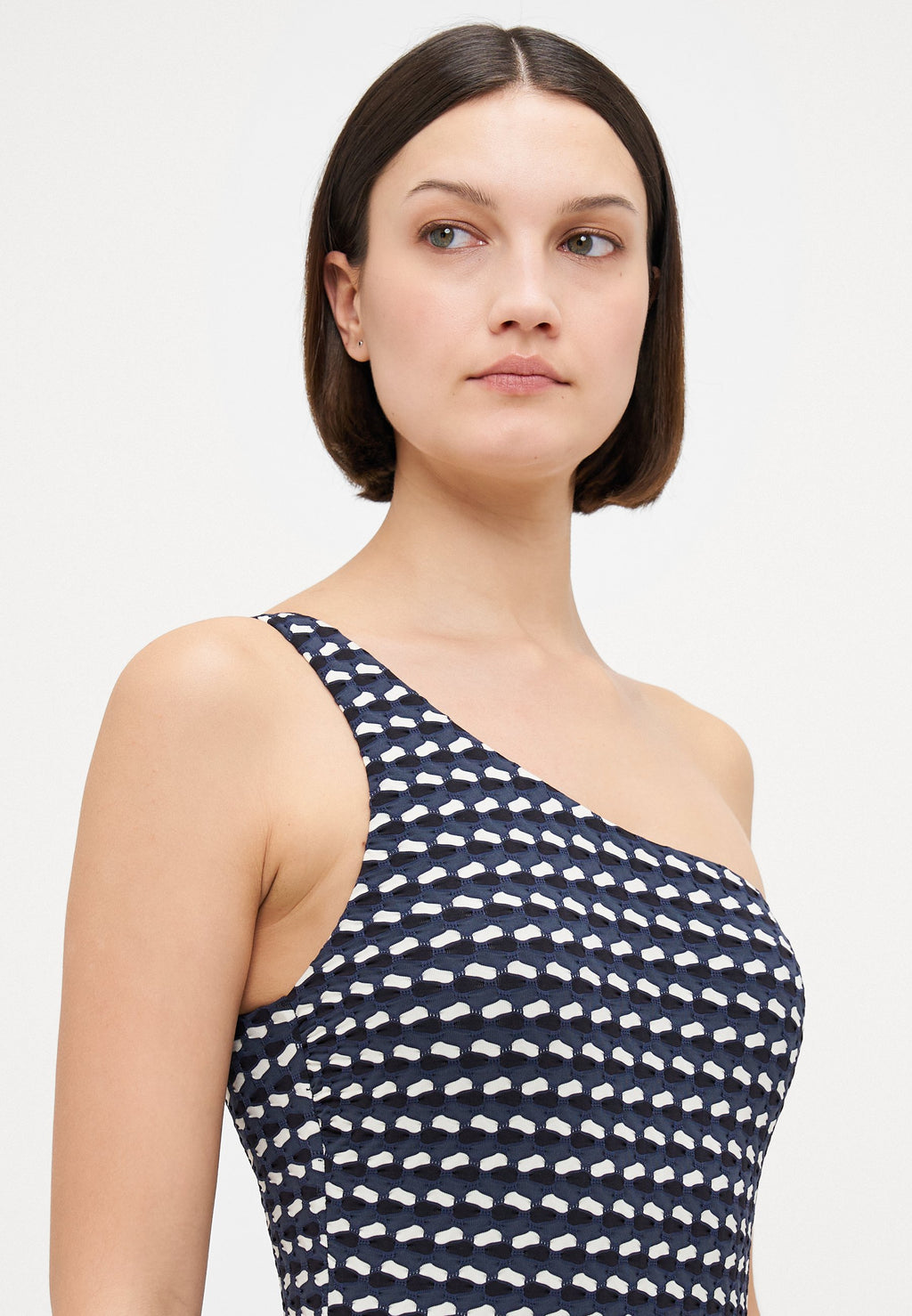 MALA ONE SHOULDER ONE PIECE Media 5