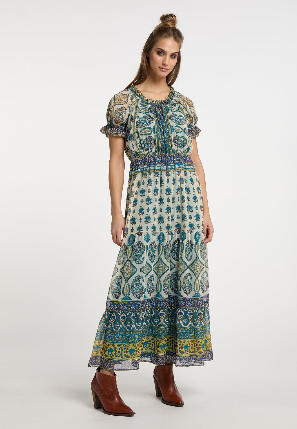 usha  MIT ALLOVER PRINT