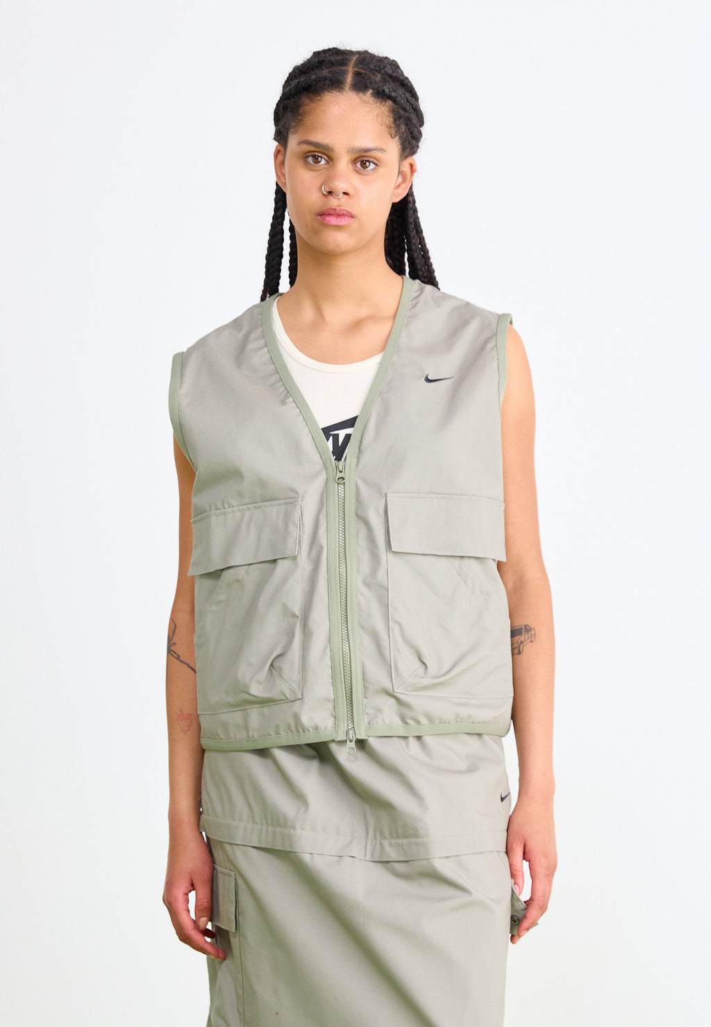 Nike Sportswear W NSW ESSTL WVN LSE CRGO VEST