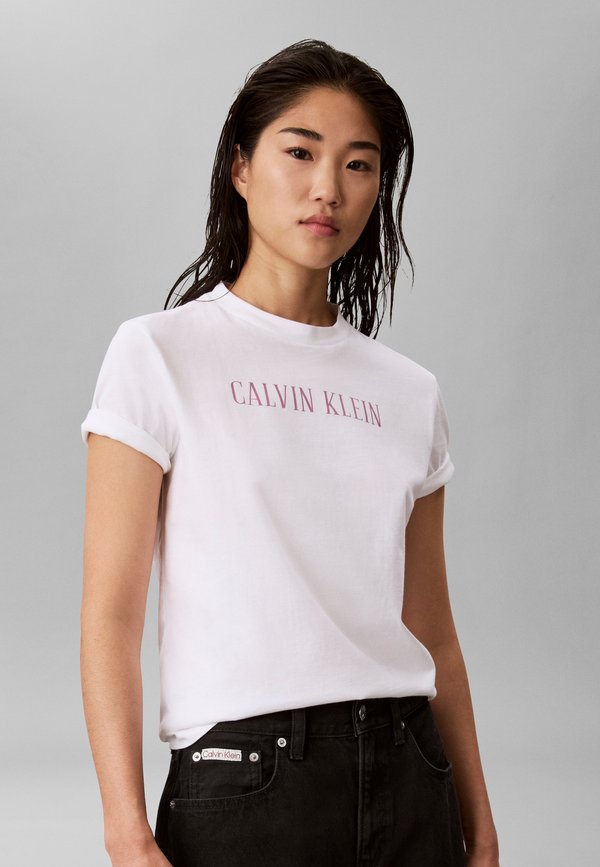 Calvin Klein Jeans CLASSIC VARSITY LOGO - Print T-shirt - bright white