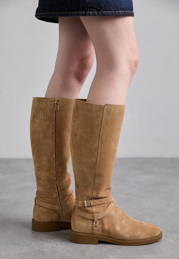 MICHAEL Michael Kors ABIGAIL BOOT