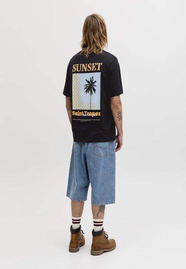 Jack & Jones JJCITY TEE - Print T-shirt - black