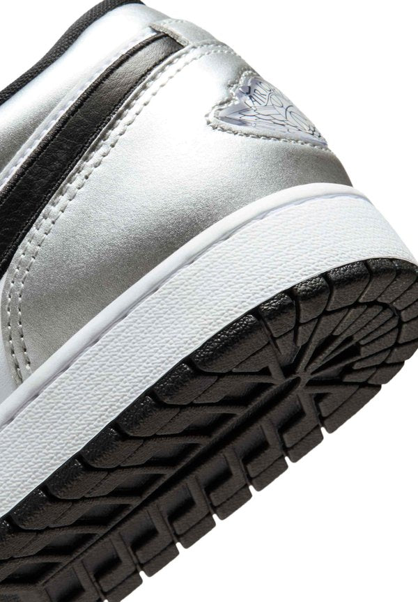 Jordan AIR JORDAN 1 LOW SE FC