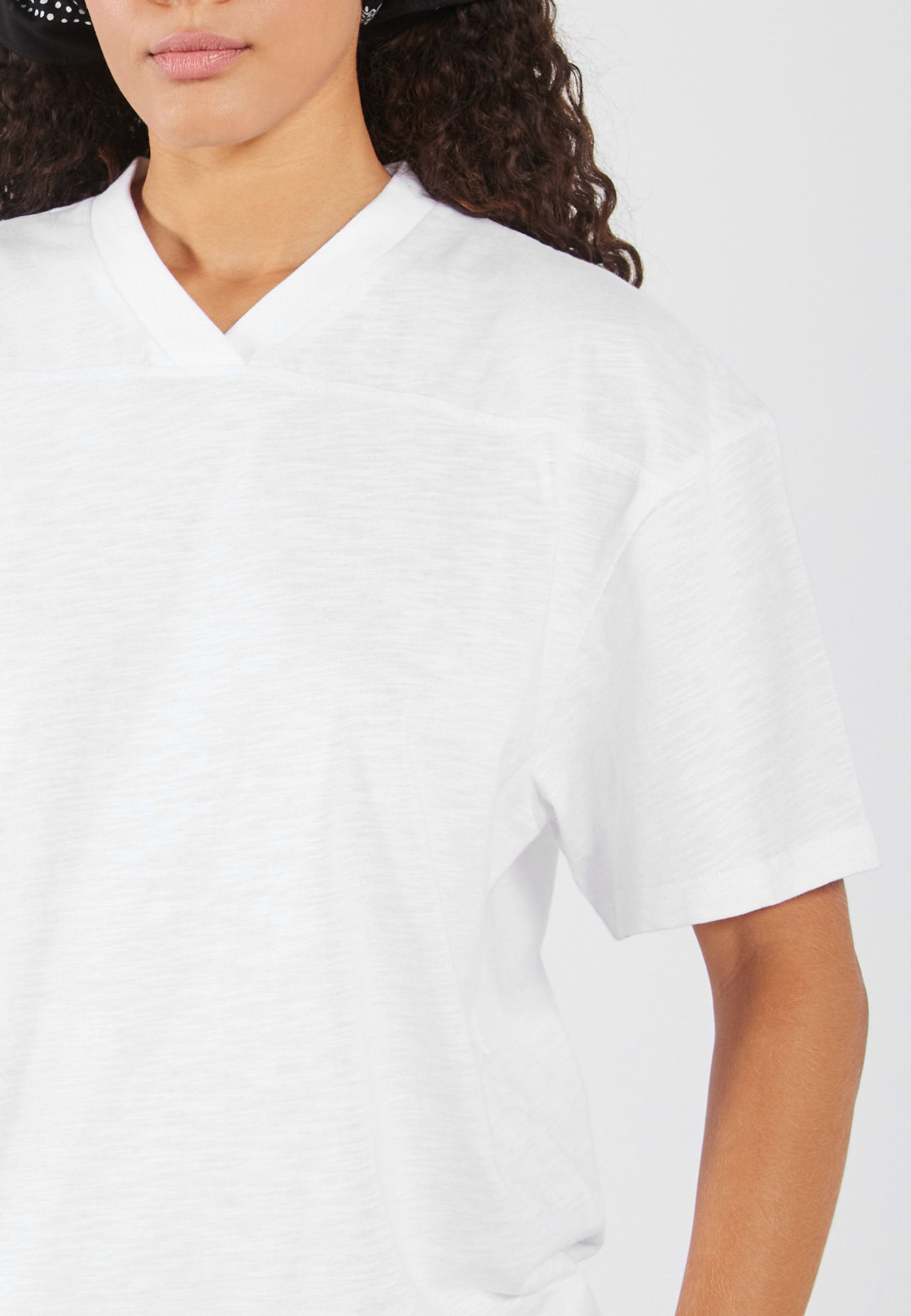 YOURTURN OVERSIZED FIT V NECK