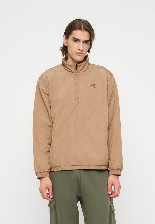 EA7 Emporio Armani