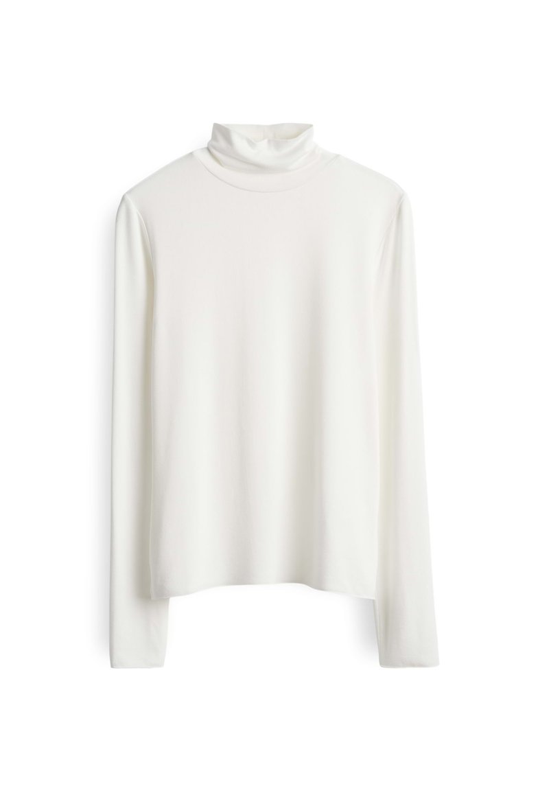 SLIM RIBBED Media 1