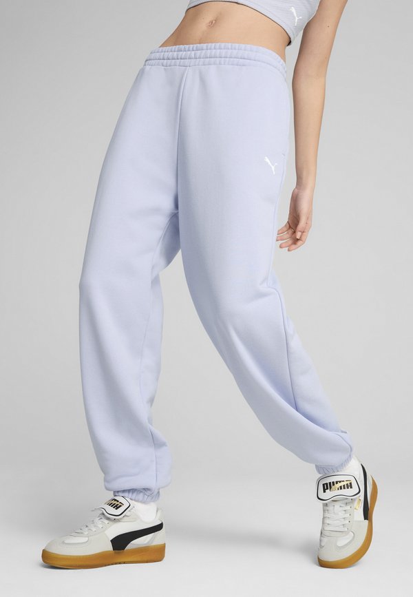 Puma WARDROBE RELAXED  - Tracksuit bottoms - cool weather